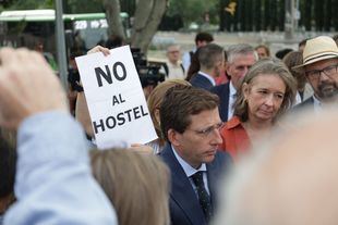 Cibeles advierte a CEAR: el hostal del Parque de las Avenidas no puede alojar refugiados