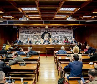 PSOE pide en el Senado la comparecencia de Ayuso y su pareja en la comisión del caso Koldo