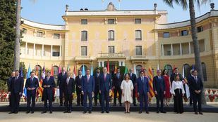 Ayuso mide fuerzas con Sánchez en una Conferencia de Presidentes sin pinganillo