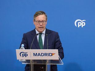 Serrano acusa al Gobierno de querer "una sociedad anestesiada y callada"