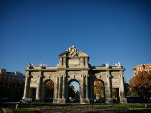 Europa reconoce la "extraordinaria restauración" de la Puerta de Alcalá