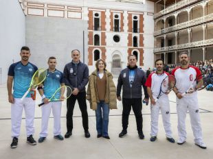 El frontón Beti Jai acoge este fin de semana una exhibición de pelota vasca