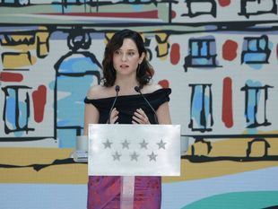 Ayuso invita a la "reconciliación" pese al pasado de "represión" en la Real Casa de Correos