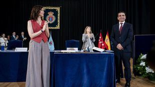 Ayuso en la toma de posesión de Abraham Duarte como nuevo rector de la URJC