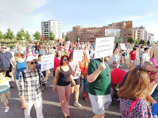 Manifestación por el centro de salud en el Cañaveral