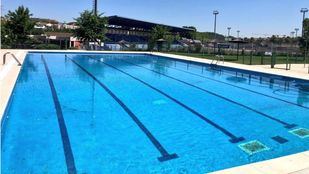 Horarios, precios y descuentos de las piscinas municipales de Arroyomolinos este verano