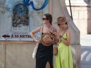 La Aemet mantiene el aviso naranja este domingo por altas temperaturas en toda la región