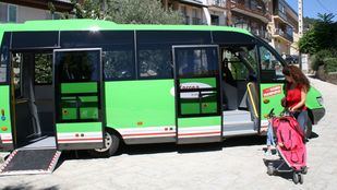Autobuses a demanda en la Sierra del Rincón: nuevo piloto en ocho municipios
