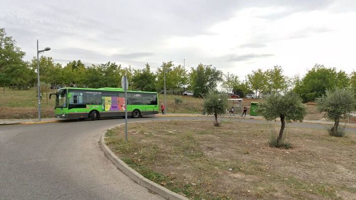Parada de autobús en el Hospital del Tajo