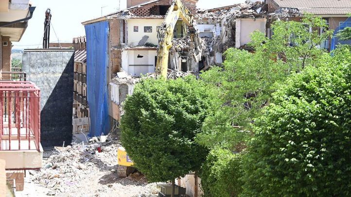 Derribo de las casas afectadas por la Línea 7B de Metro en San Fernando de Henares