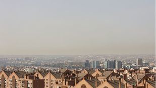 El aviso por la llegada de una masa de aire africano se mantiene este viernes