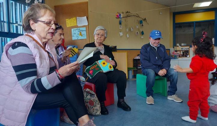 Cuentacuentos en escuelas infantiles por usuarios de Atende