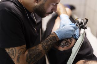 Aprende a tatuar como un profesional y empieza a vivir de tu talento con Tattoox Academy