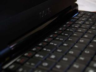 Escuelas Católicas lamenta la aprobación del Decreto antipantallas de Ayuso