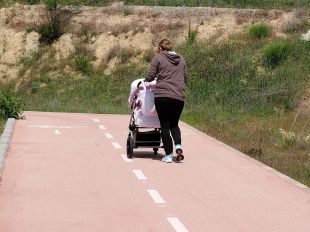 La Seguridad Social tramita más de 39.000 prestaciones por nacimiento y cuidado del menor en Madrid