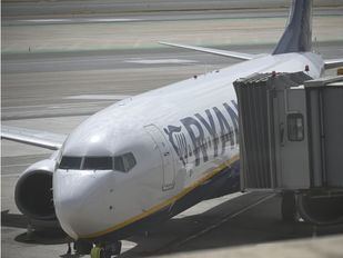 UGT convoca huelga para el handling de Ryanair desde el 15 de agosto hasta final de año