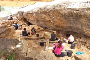 Parque Arqueológico de El Valle de los Neandertales (Pinilla del Valle)