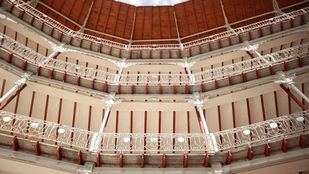 Madrid amplía visitas y talleres en el frontón Beti Jai