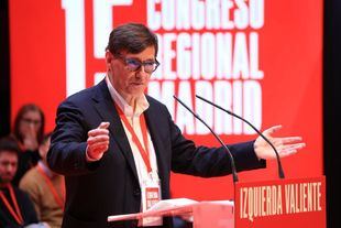 Rifirrafe entre Illa y Ayuso a cuenta de los "privilegios" y la reunión con Puigdemont