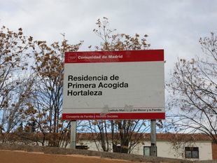 Trabajadores del centro de menores de Hortaleza, preocupados por el "acoso político y mediático" que sufren