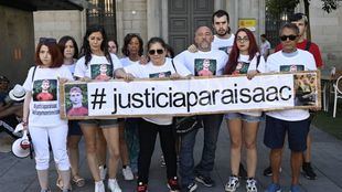 Concentración por la muerte de Isaac