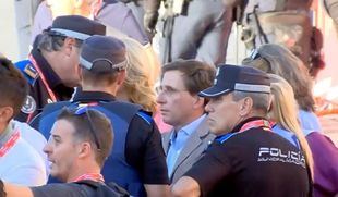 Almeida asegura que "Madrid no ha sido tomada por manifestantes pacíficos, sino por grupos violentos"