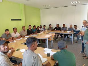 Anulado el decreto de Almeida que prohibía empadronarse en centros sociales de Lavapiés