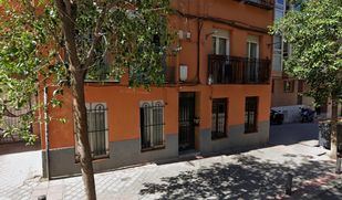Mensajes de auxilio escritos en servilletas ayudan a liberar a un hombre en Puente de Vallecas
