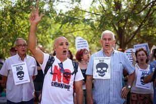 Protesta contra el crematorio de la M-40