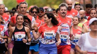 Ayuso participa en una edición de Madrid corre por Madrid "con sabor a Hispanidad"