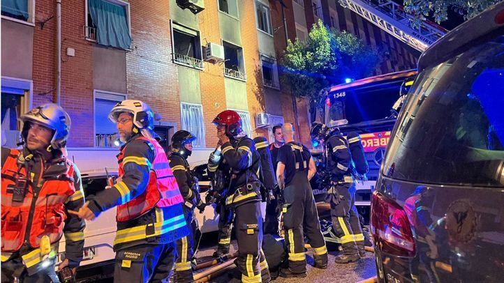 Incendio en un bloque de pisos de Puente de Vallecas