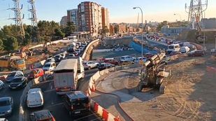 Atascos por las obras del soterramiento de la A-5
