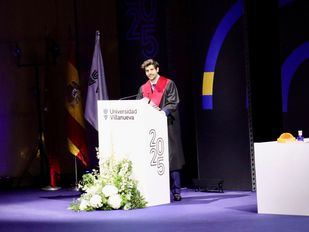 Jurista en tiempo récord: un joven se gradúa en Derecho en dos años y con 23 matrículas