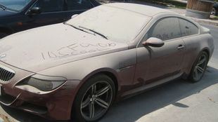 Coche abandonado