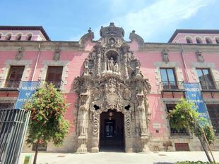 Garantizada la seguridad del Museo de Historia pese a los incendios de contenedores