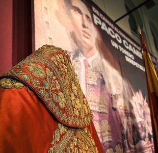 Las Ventas dedica una exposición al torero Paco Camino