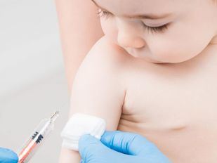 Arranca la campaña madrileña de vacunación contra la bronquiolitis en bebés