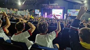 Docentes y alumnos comparten diversión y aprendizaje en el Parque de Atracciones