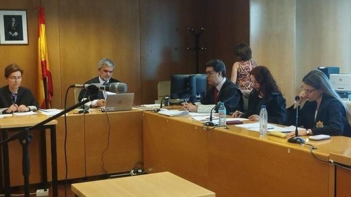 Juicio al hombre que asesinó a su mujer y su hija en de Móstoles