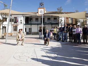 La Comunidad culmina la remodelación de la Plaza Rey Juan Carlos I en Villamanta