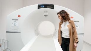 Isabel Díaz Ayuso en la finalización de las obras del edificio de hospitalización del 12 de Octubre