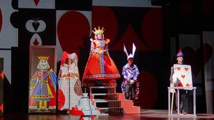 Alicia en el País de las Maravillas llega al Teatro Sanpol con una versión tecnológica e inmersiva