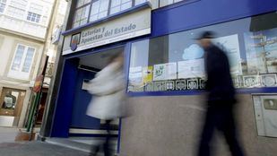 Interceptada en Puente de Vallecas con 87 décimos de lotería falsificados