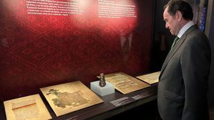 ‘A la luz del pasado’: el Museo Arqueológico Nacional y la Fundación Iberdrola España rescatan tejidos medievales