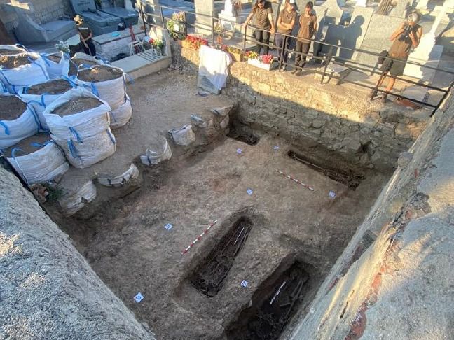Segunda fase de las exhumaciones de las fosas del cementerio de Colmenar Viejo (julio/agosto de 2023)