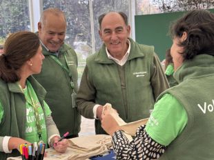 Iberdrola reconoce a cuatro profesionales en sus Premios Internacionales de Voluntariado 2025