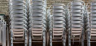 La Policía Nacional detiene a siete personas por robar más de 1.100 sillas de terraza