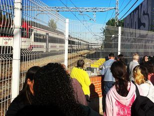 Al menos seis heridos leves al descarrilar un tren en San Fernando de Henares
