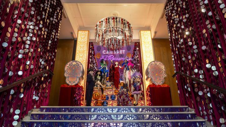 Altar de muertos en Casa de México