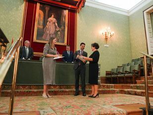 La Comunidad premia a los mejores divulgadores científicos